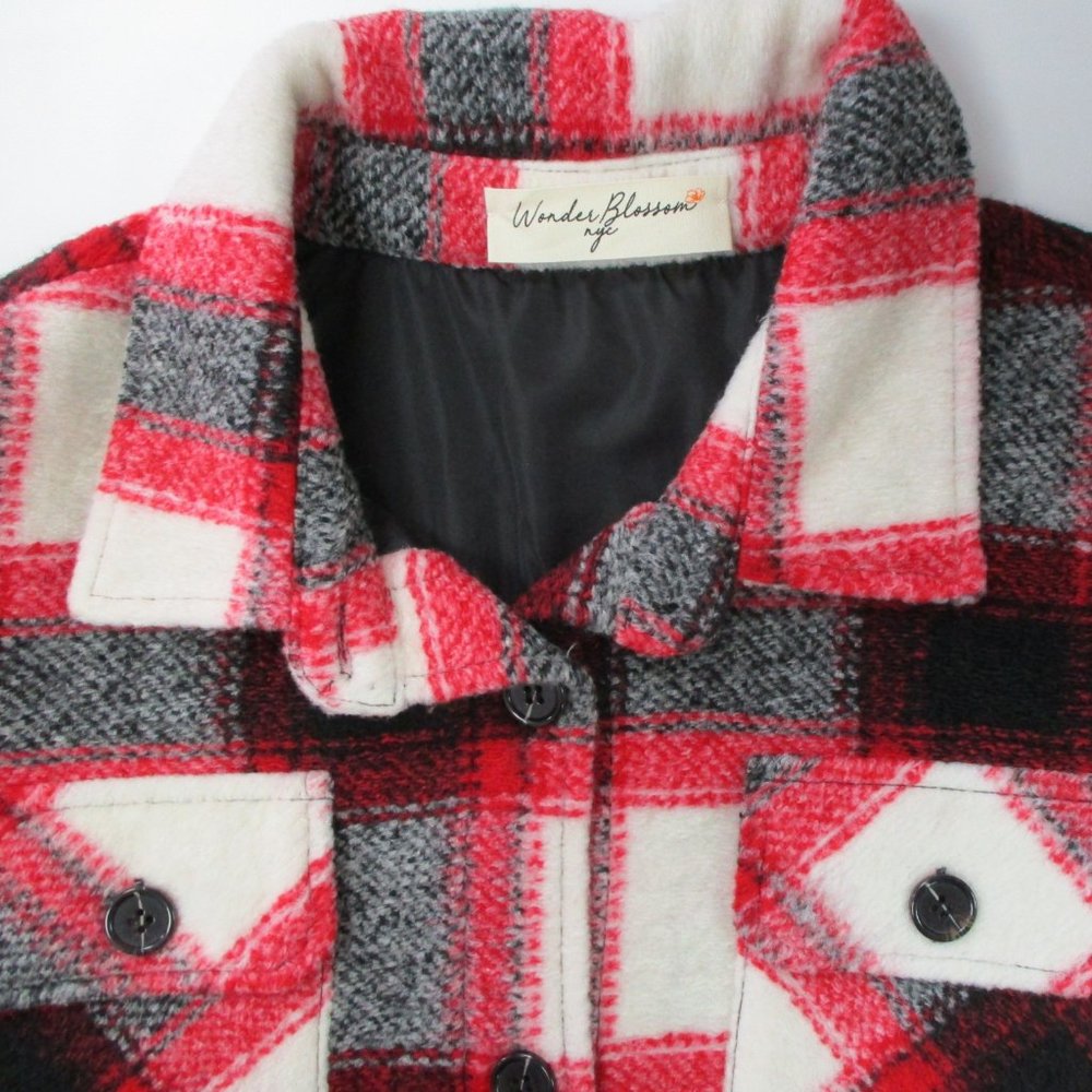 SOLD OUT!!! WB Plaid Cropped Trucker Jacket - Picture 3 of 5